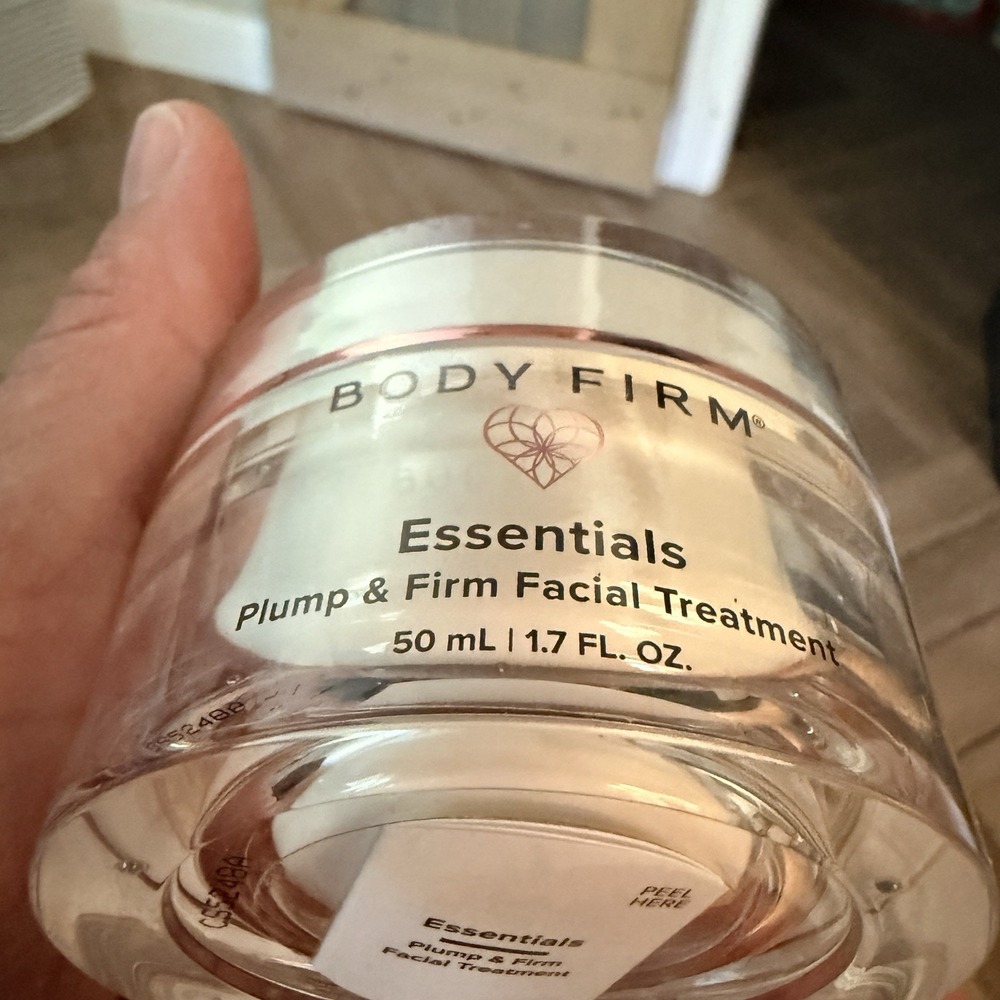 Crepe Erase Body Firm Essentials Plump & Firm Facial Treatment 1.7oz 50ml Sealed